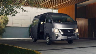 2026 Nissan Urvan Panel ventanas amplia