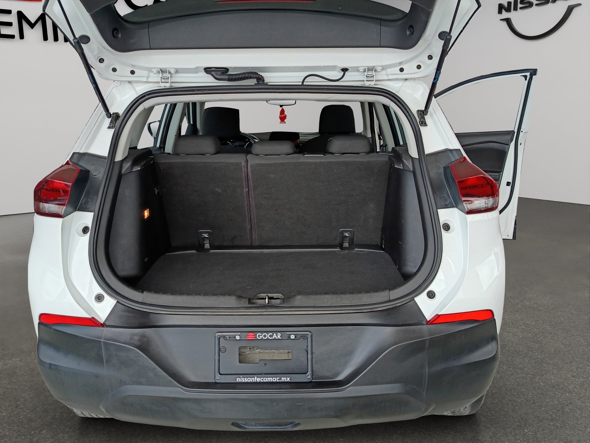 2024 Chevrolet Tracker VUD 5 pts. LT, 1.2T, TA, tela/piel, RA-17 (línea anterior)