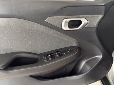 2025 Kia K3 4 pts. L, 1.6l, TA, a/ac., R-15