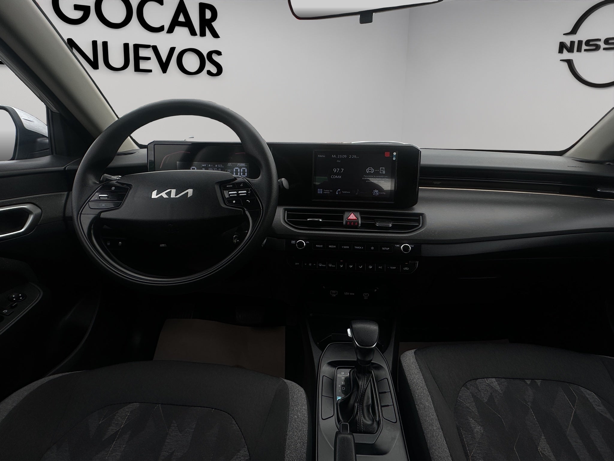 2024 Kia K3 4 pts. L, 1.6l, TA, a/ac., R-15
