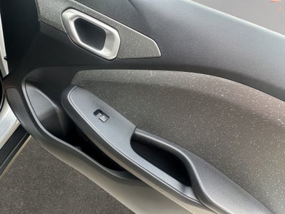 2024 Kia K3 4 pts. L, 1.6l, TA, a/ac., R-15
