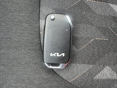 2024 Kia K3 4 pts. L, 1.6l, TA, a/ac., R-15