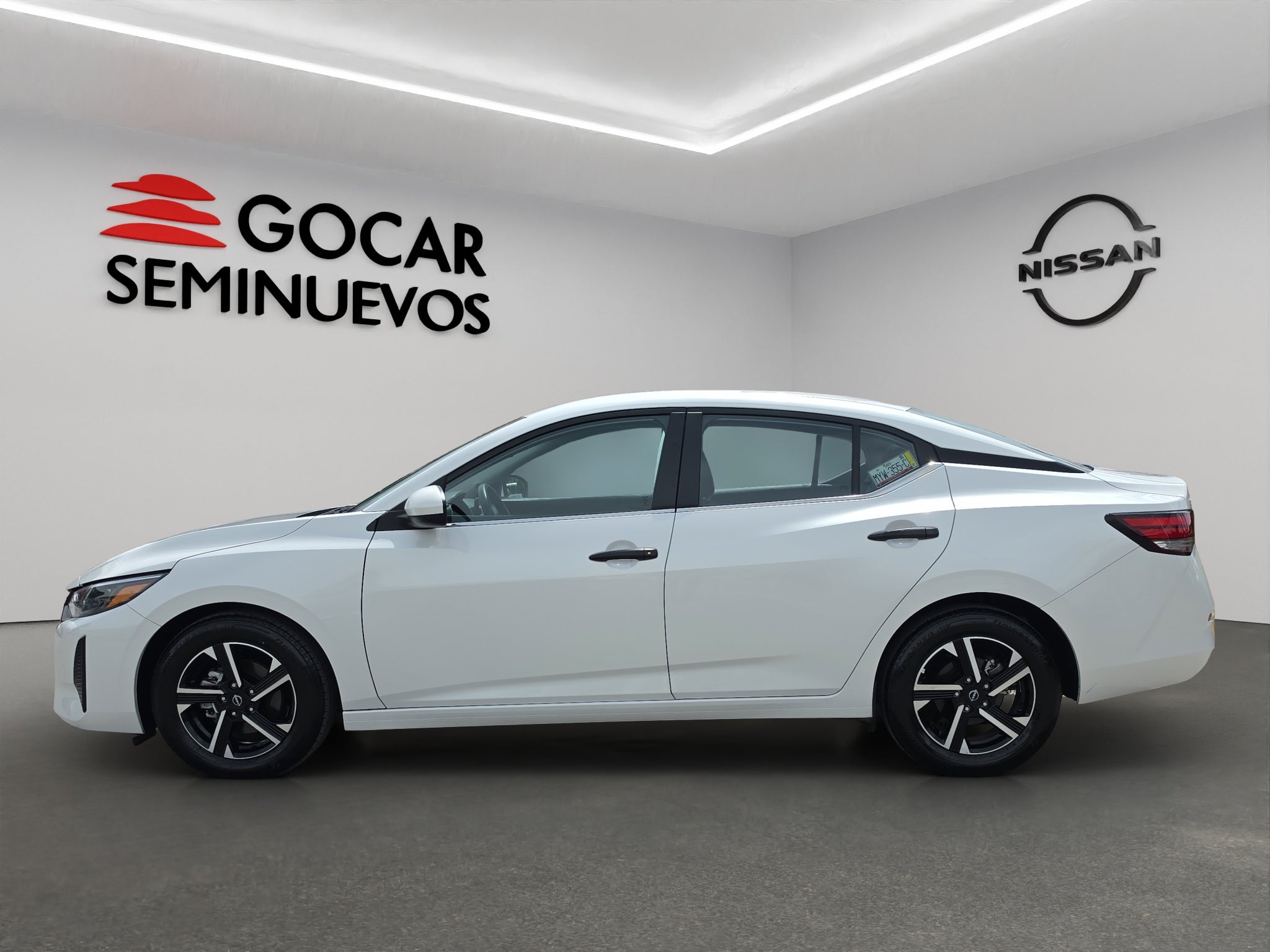 2025 Nissan Sentra 4 pts. Sense, TM6, a/ac., RA-16 (línea anterior)