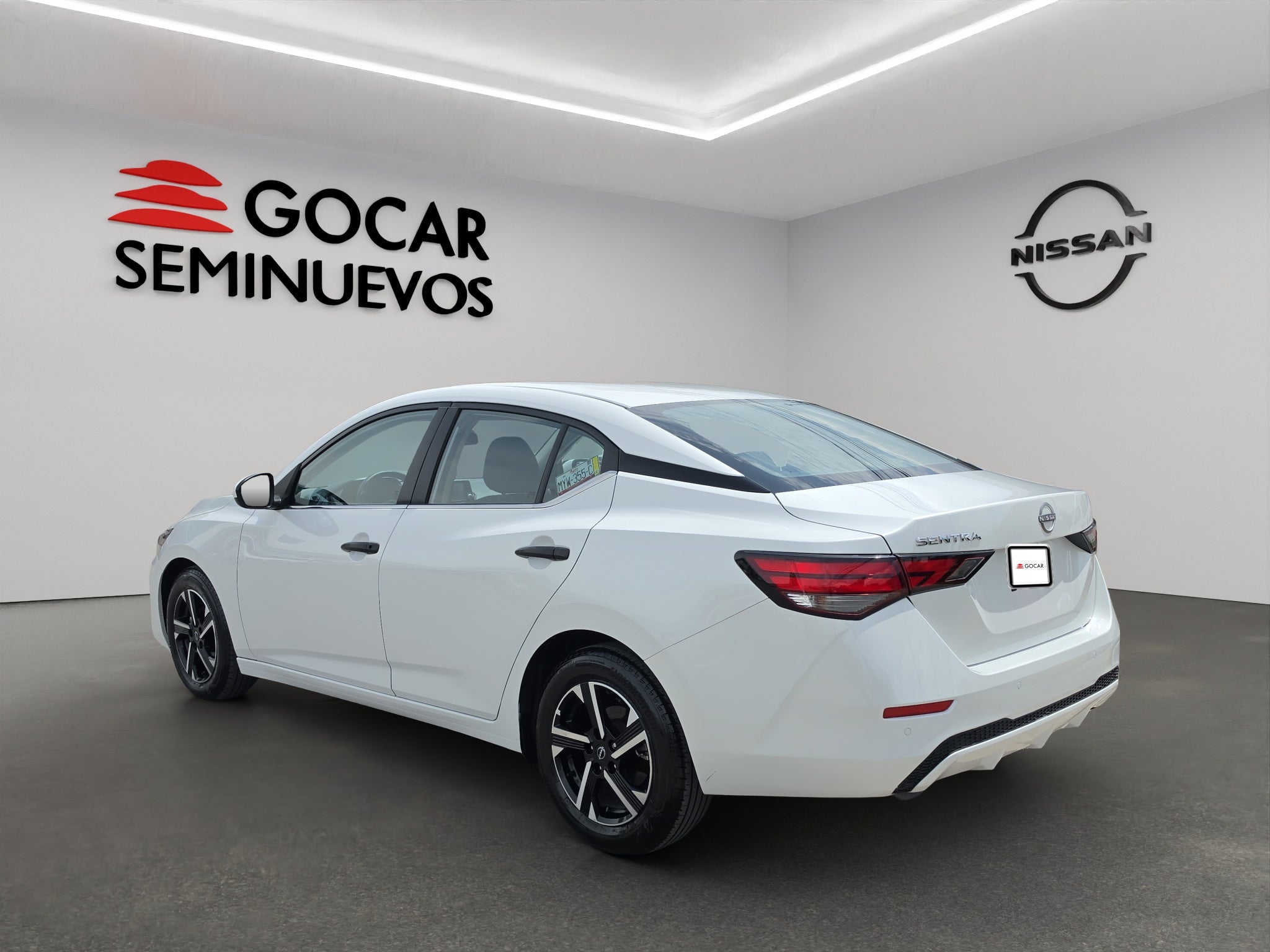 2025 Nissan Sentra 4 pts. Sense, TM6, a/ac., RA-16 (línea anterior)