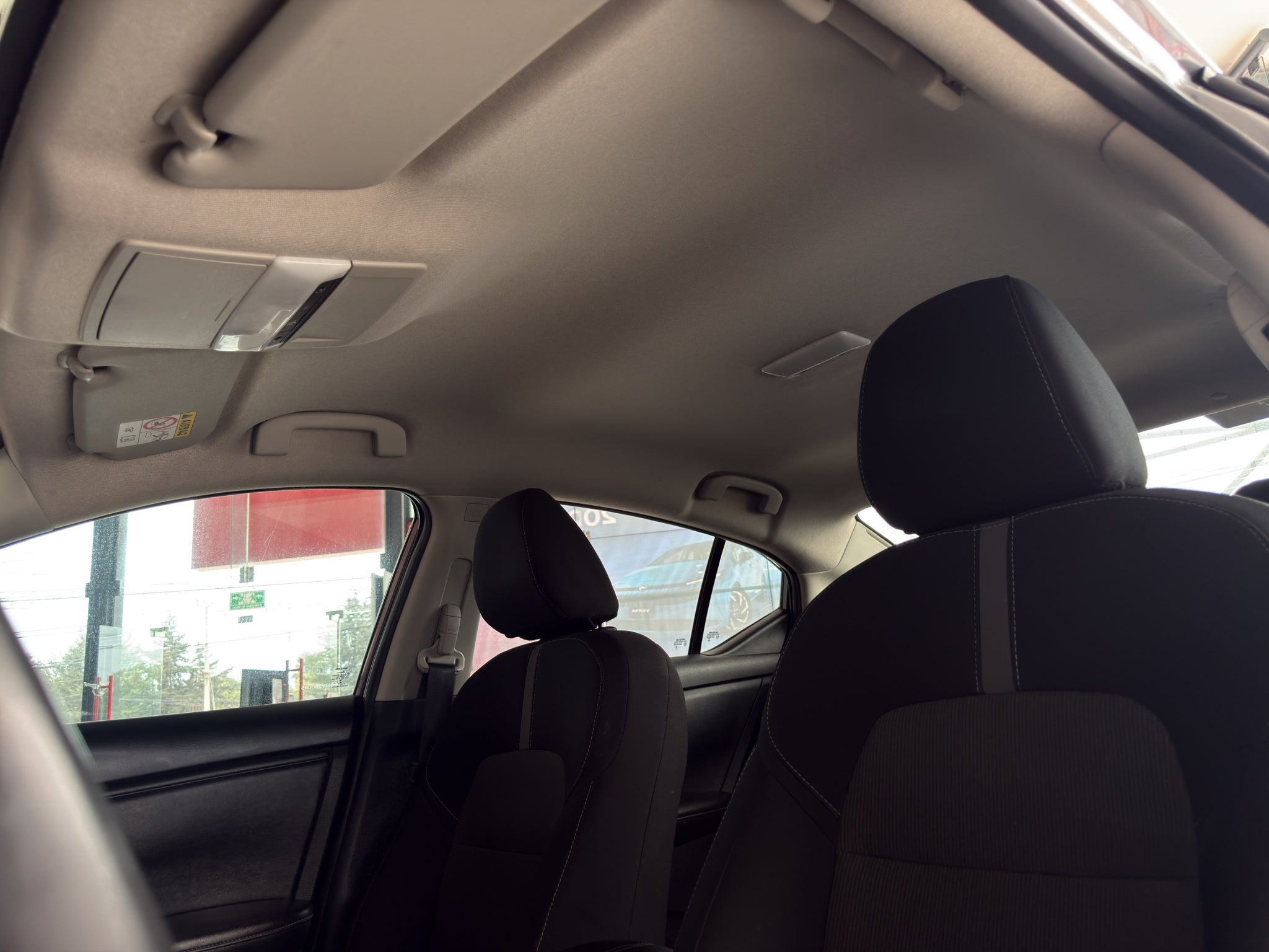 2023 Nissan Sentra 4 pts. Advance, TM6, a/ac., f. niebla, RA-16