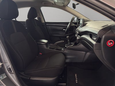 2023 Nissan Sentra 4 pts. Advance, TM6, a/ac., f. niebla, RA-16