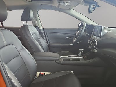 2025 Nissan Sentra 4 pts. SR Platinum, TA, a/ac. Aut., piel, QC, s. Bose, f. led, RA-18 (línea anterior)