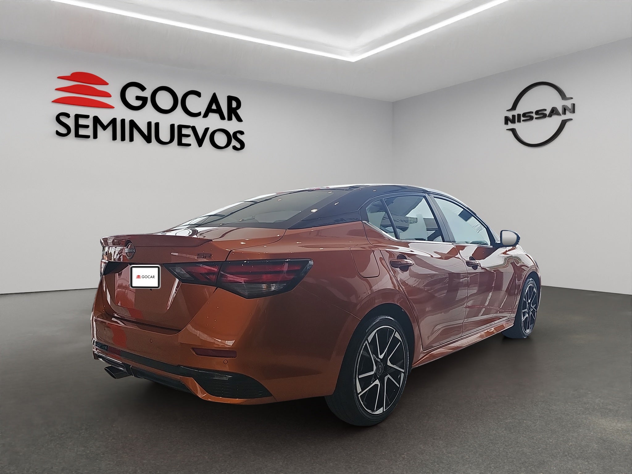 2025 Nissan Sentra 4 pts. SR Platinum, TA, a/ac. Aut., piel, QC, s. Bose, f. led, RA-18 (línea anterior)