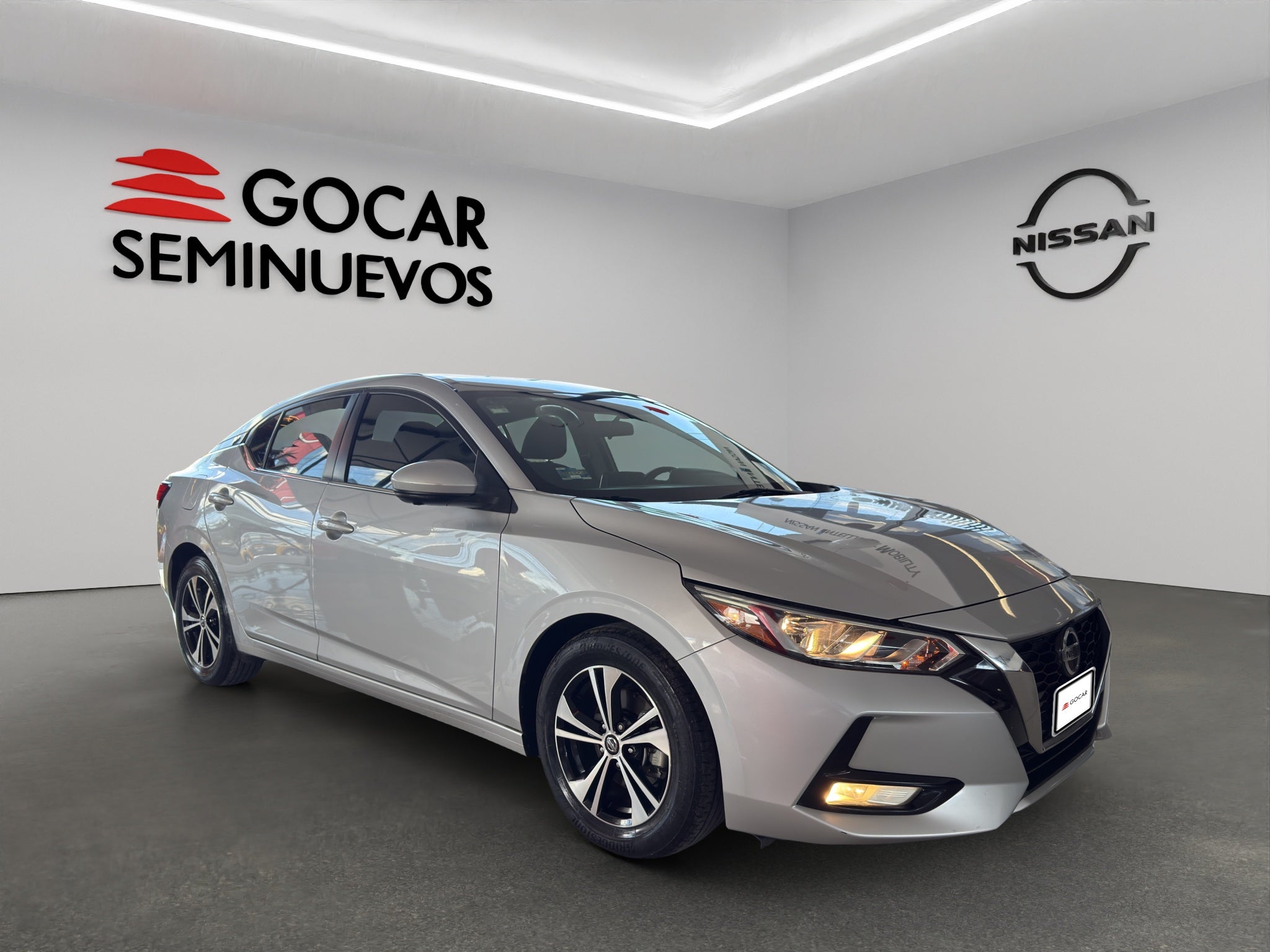 2022 Nissan Sentra 4 pts. Advance, TM6, a/ac., f. niebla, RA-16