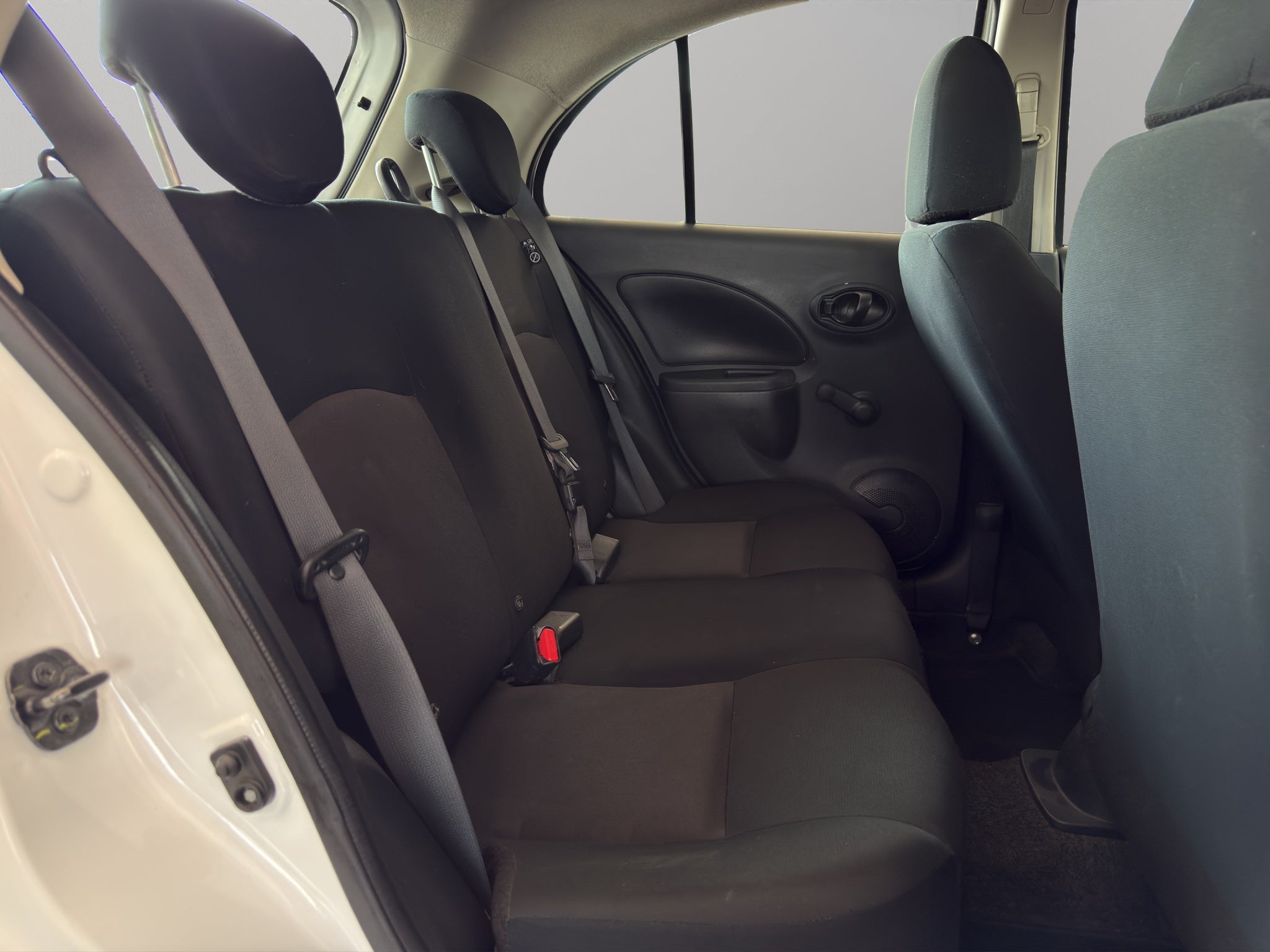 2024 Nissan March 5 pts. HB Sense, TM5, a/ac., R-14