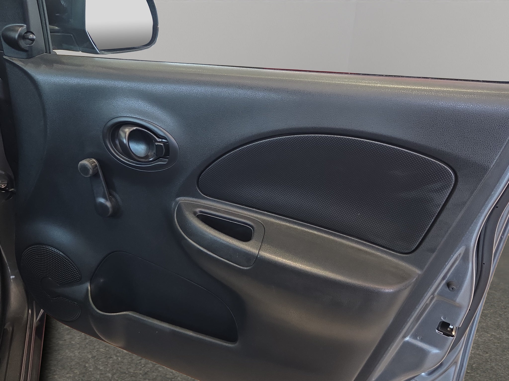 2023 Nissan March 5 pts. HB Sense, TM5, a/ac., R-14