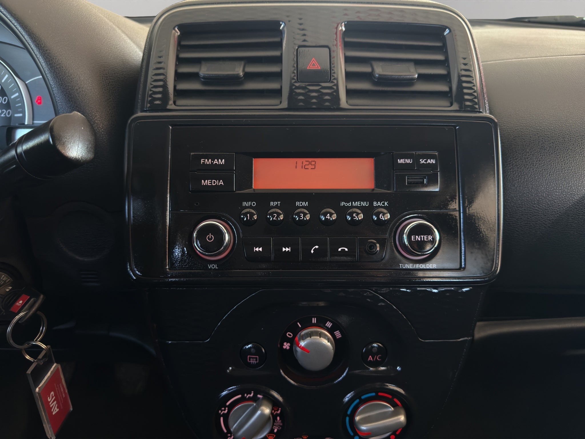 2023 Nissan March 5 pts. HB Sense, TM5, a/ac., R-14