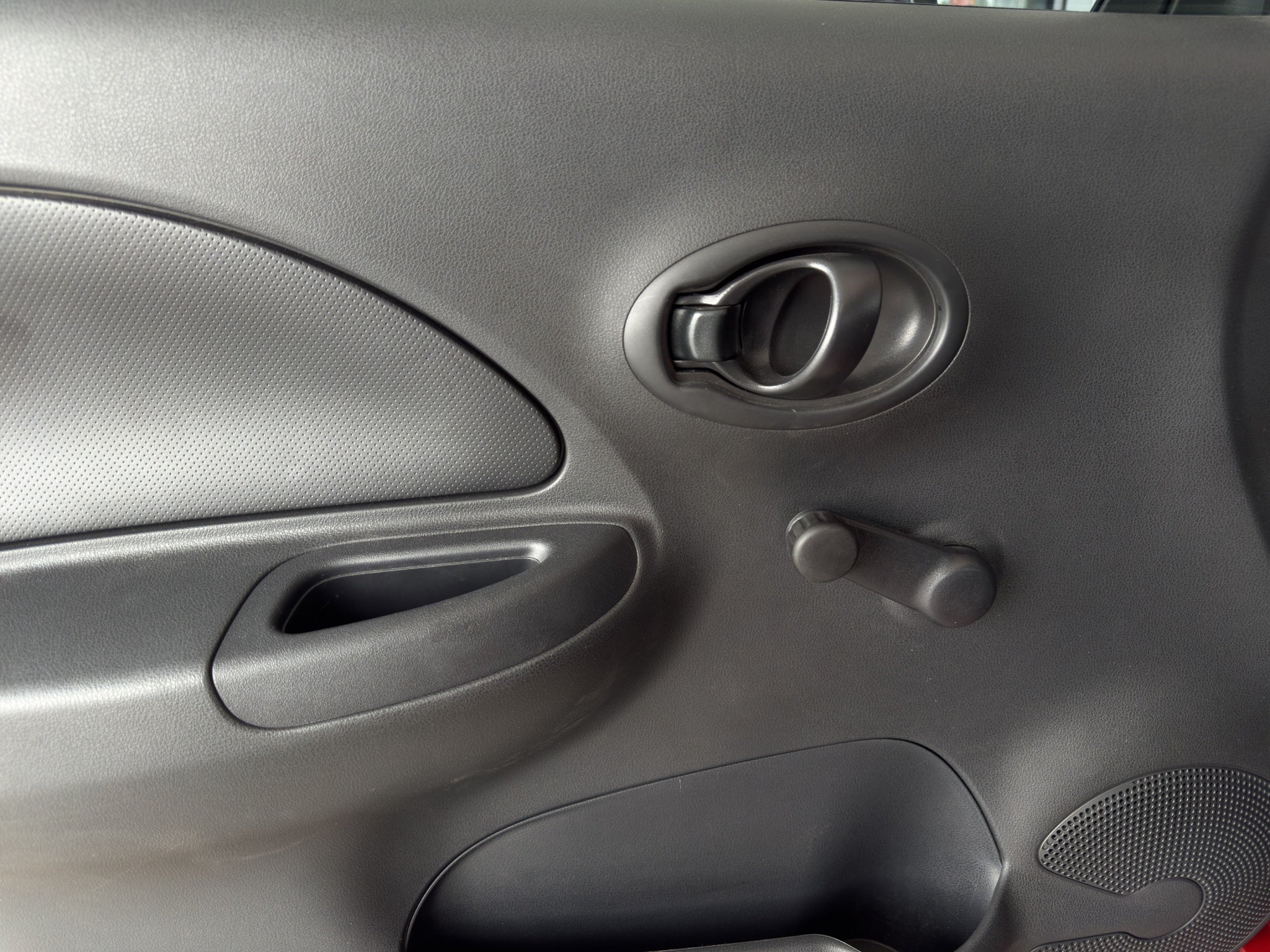 2024 Nissan March 5 pts. HB Sense, TM5, a/ac., R-14