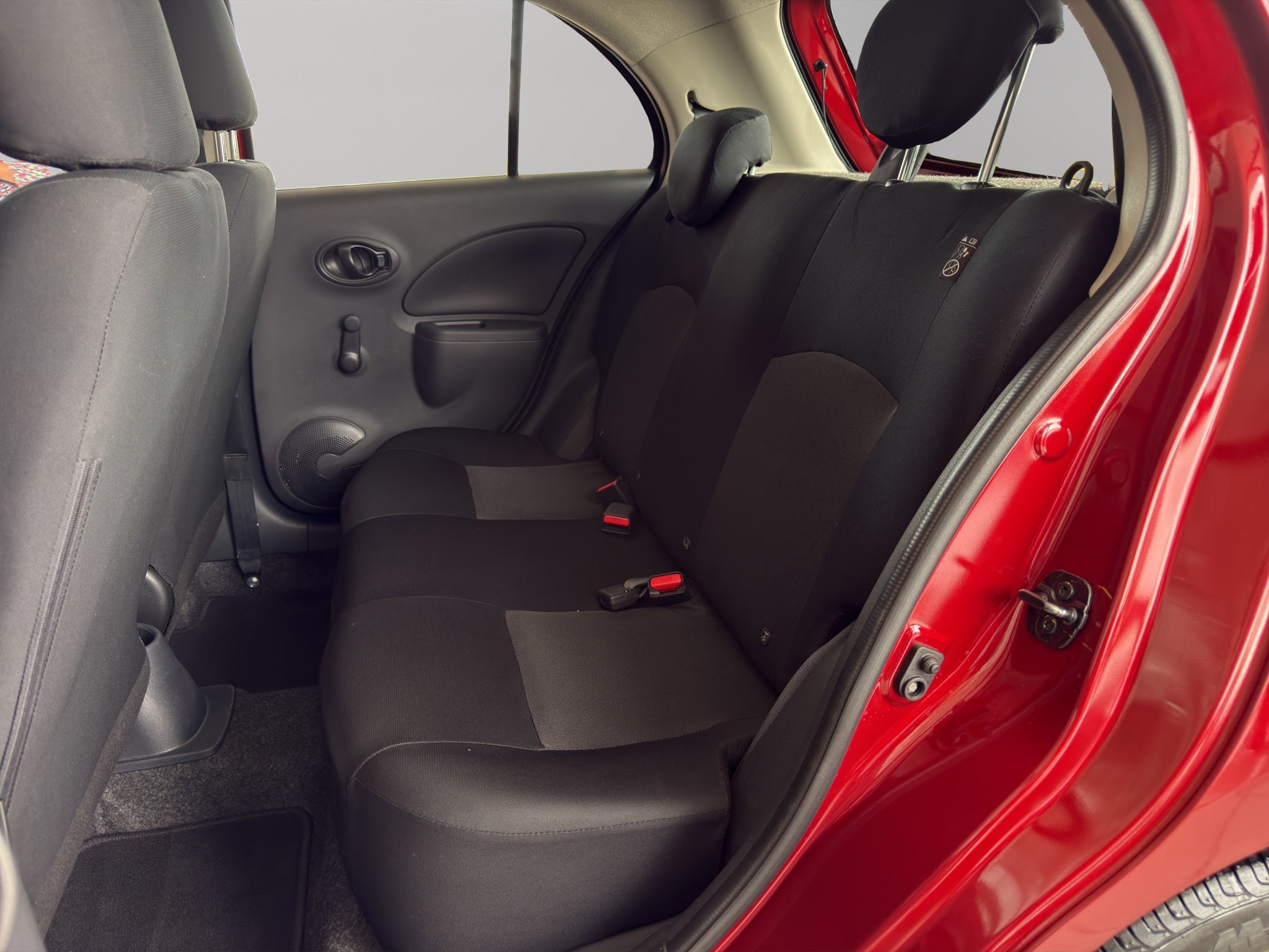 2024 Nissan March 5 pts. HB Sense, TM5, a/ac., R-14