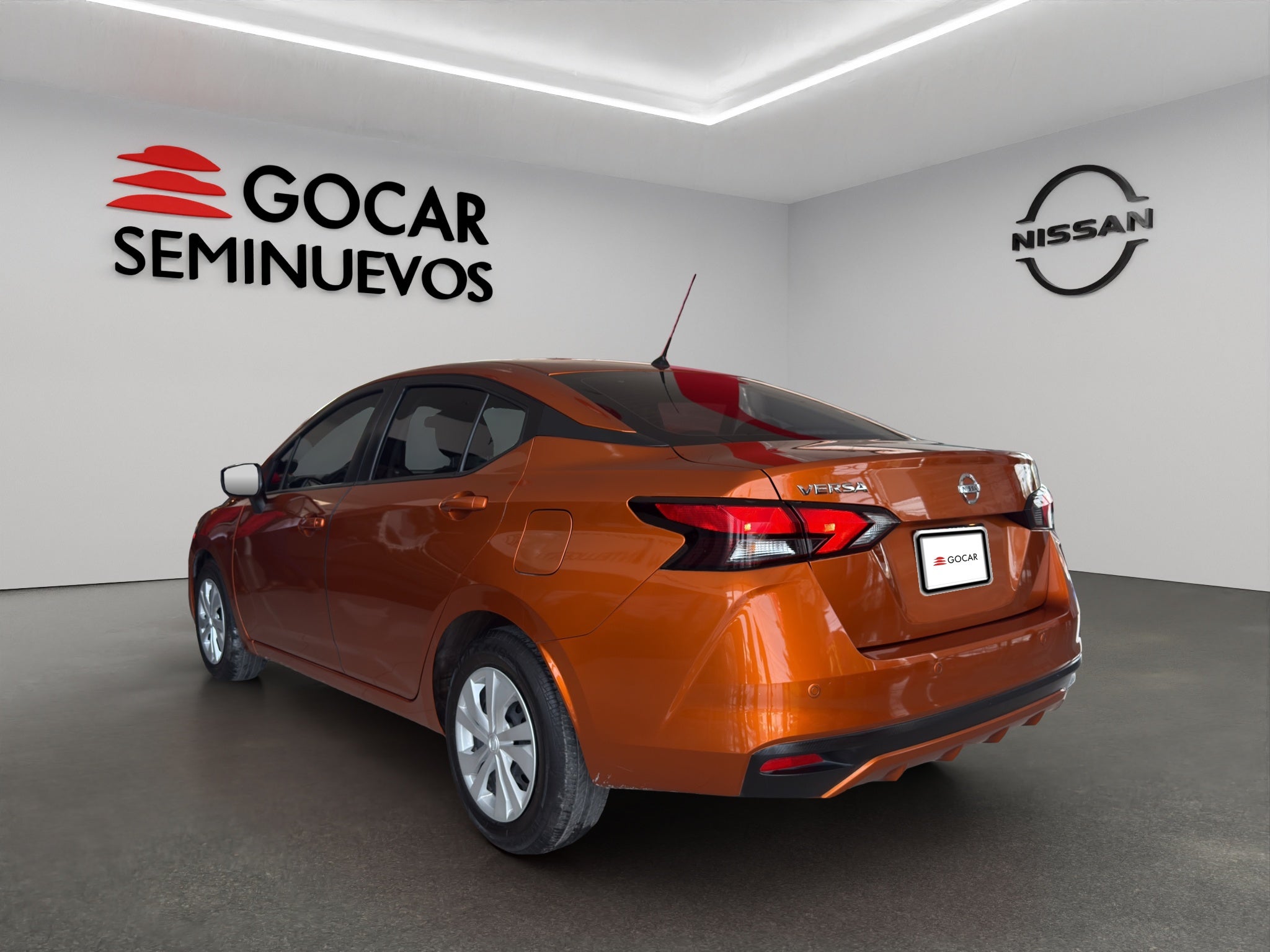 2022 Nissan Versa 4 pts. Sense, TM5, a/ac., VE, R-15 (línea anterior)