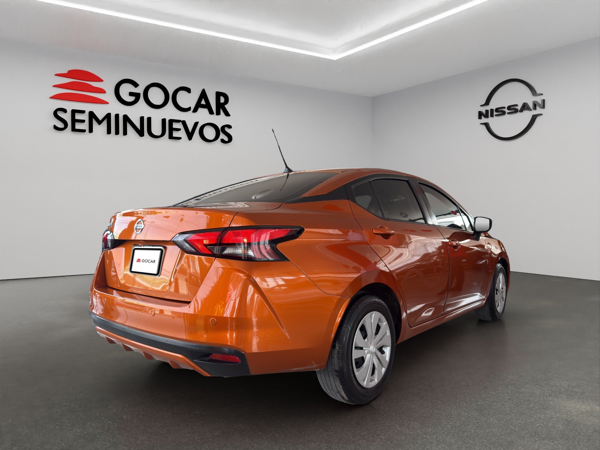 2022 Nissan Versa 4 pts. Sense, TM5, a/ac., VE, R-15 (línea anterior)