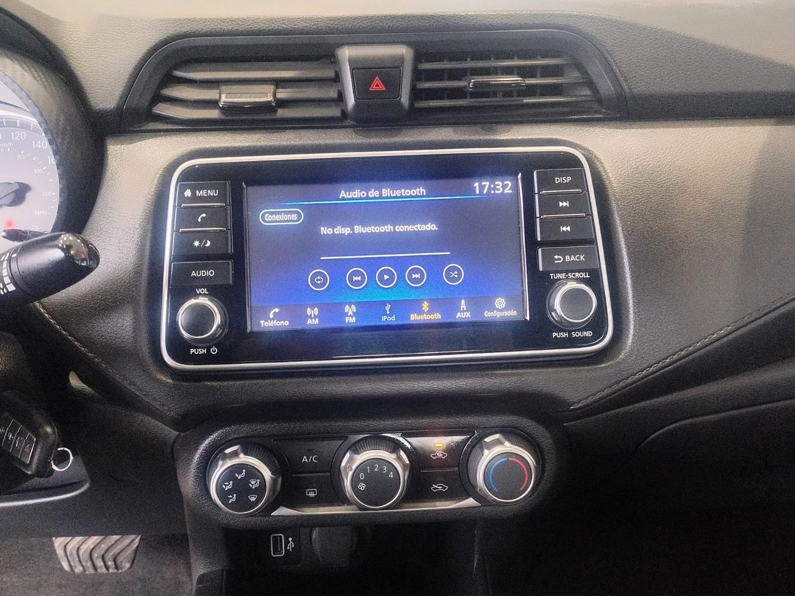 2024 Nissan Versa 4 pts. Sense, CVT, a/ac., R-15