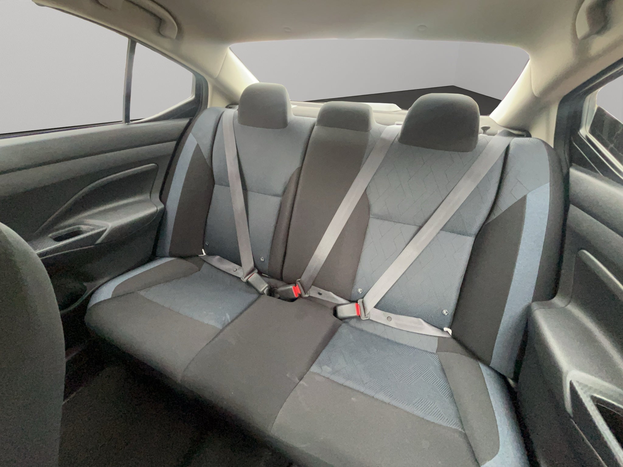 2023 Nissan Versa ADVANCE CVT 2023