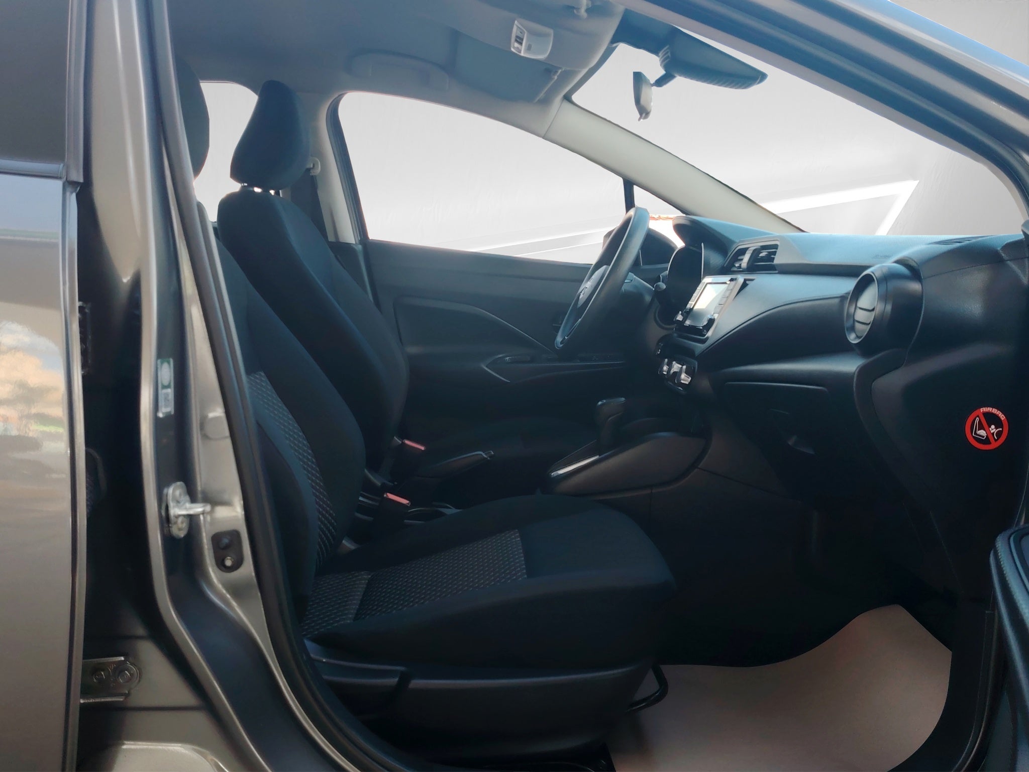 2024 Nissan Versa SENSE CVT