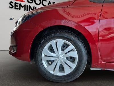 2024 Nissan Versa 4 pts. Sense, CVT, a/ac., R-15