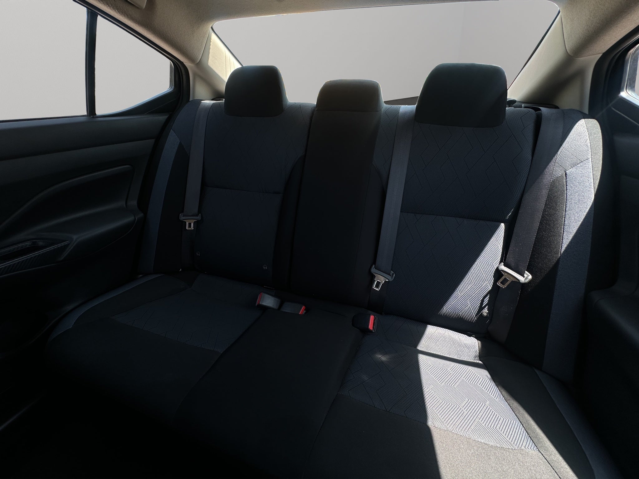 2024 Nissan Versa ADVANCE CVT