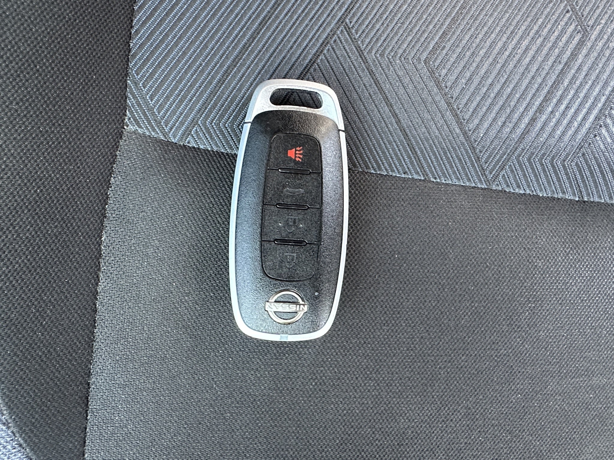 2024 Nissan Versa ADVANCE CVT