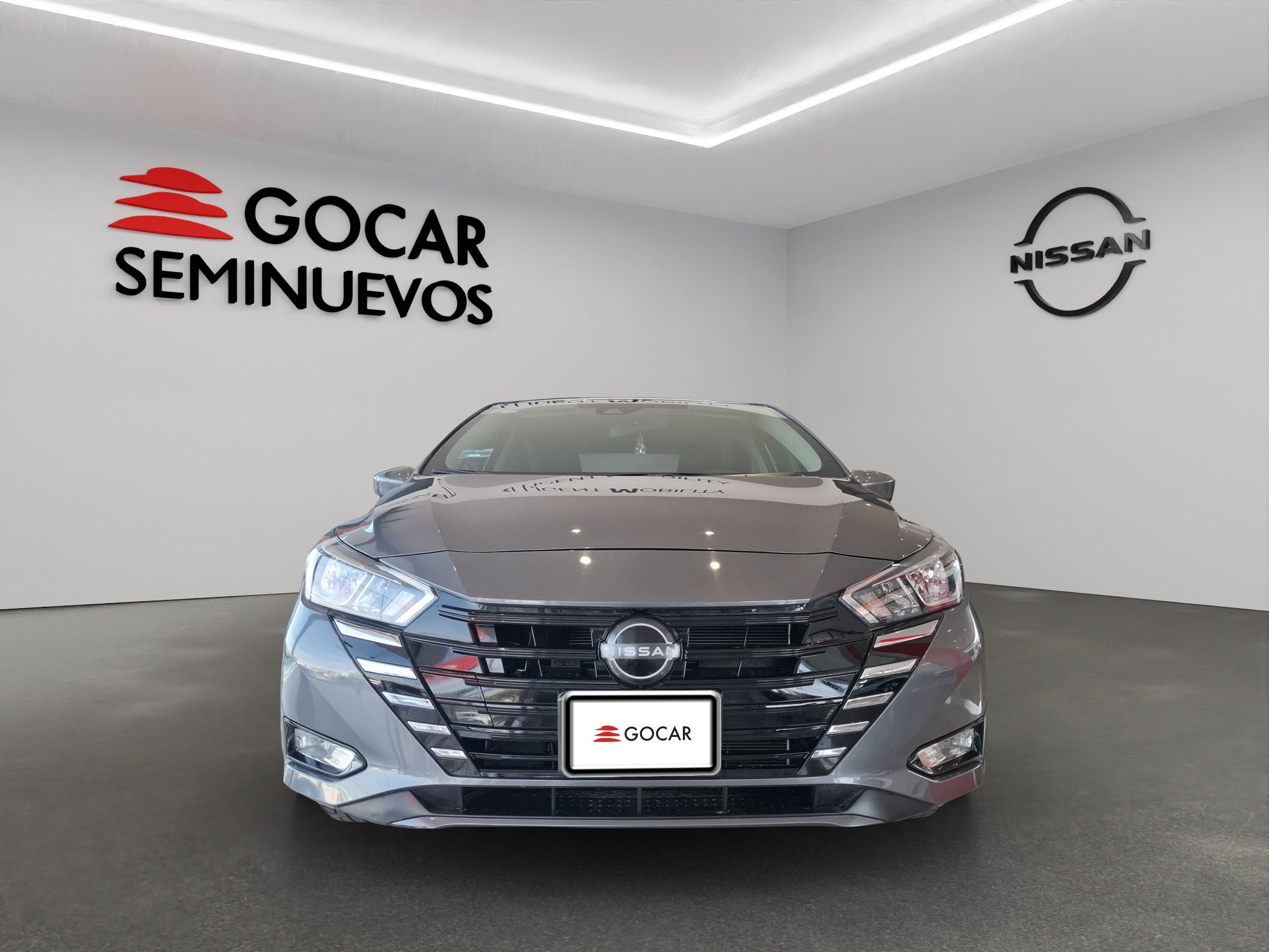 2023 Nissan Versa 4 pts. Advance, TM5, a/ac., f. niebla, RA-16 (cambio de línea)