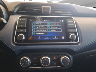 2023 Nissan Versa 4 pts. Advance, TM5, a/ac., f. niebla, RA-16 (cambio de línea)