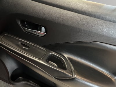 2020 Nissan Versa 4 pts. Advance, TM5, a/ac., VE, f. niebla, RA-16 (línea nueva)