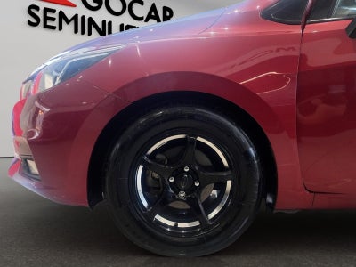 2020 Nissan Versa 4 pts. Advance, TM5, a/ac., VE, f. niebla, RA-16 (línea nueva)