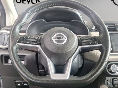 2021 Nissan Versa 4 pts. Platinum, TA, a/ac. Aut., VE, piel, GPS, f. led, RA-17