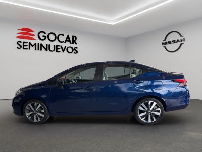 2021 Nissan Versa 4 pts. Platinum, TA, a/ac. Aut., VE, piel, GPS, f. led, RA-17