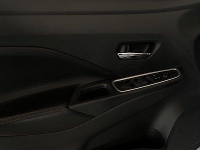 2024 Nissan Versa 4 pts. SR, TA, a/ac. Aut., f. niebla, f. led, spoiler, RA-17