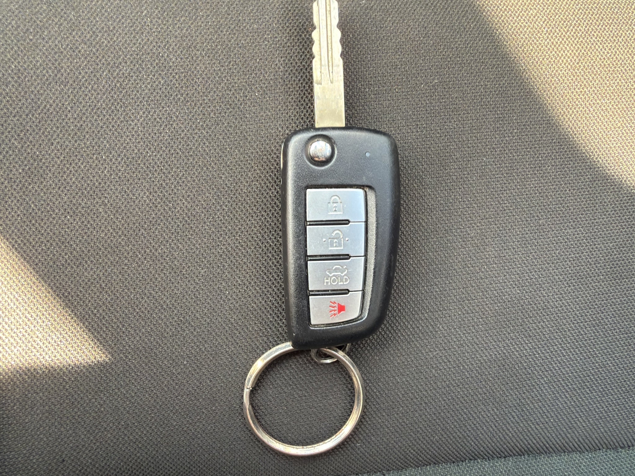 2025 Nissan Versa SENSE CVT