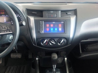 2025 Nissan Comerciales Frontier y NP 300 Frontier Pick-Up FRONTIER LE 2.5L 4 CIL, TA, 4 PTAS, 4X2, AA