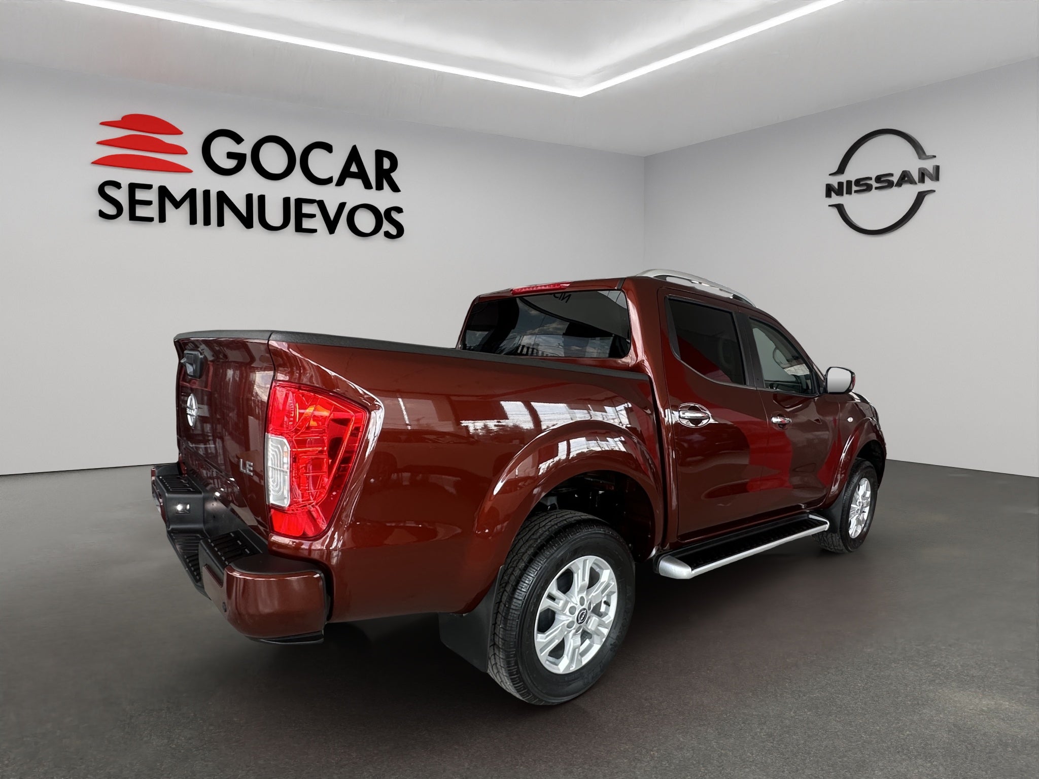 2025 Nissan Comerciales Frontier y NP 300 Frontier Pick-Up FRONTIER LE 2.5L 4 CIL, TA, 4 PTAS, 4X2, AA