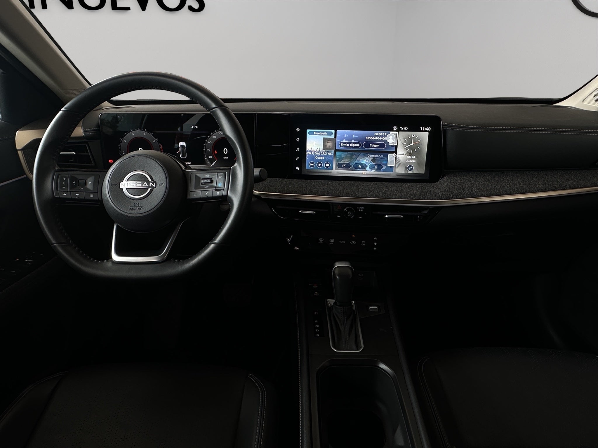 2025 Nissan Kicks VUD PLATINUM 2.0 LTS CVT