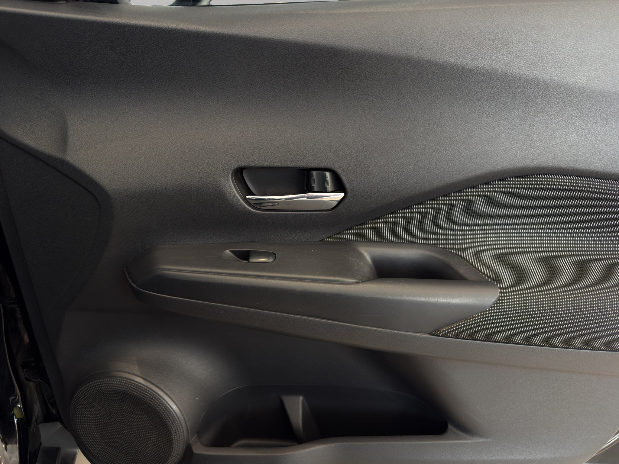 2018 Nissan Kicks VUD KICKS ADVANCE CVT A/C