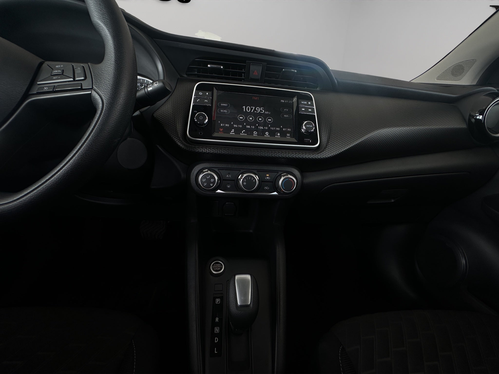 2025 Nissan Kicks VUD PLAY ADVANCE 1.6 LTS CVT