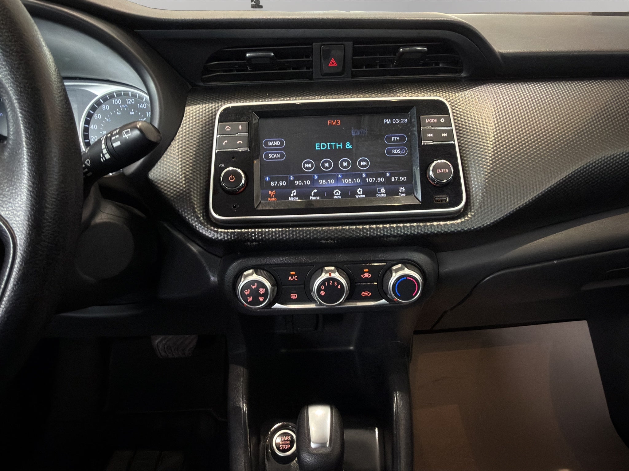 2023 Nissan Kicks VUD 5 pts. Advance, 1.6l, TM5, a/ac., VE, RA-16