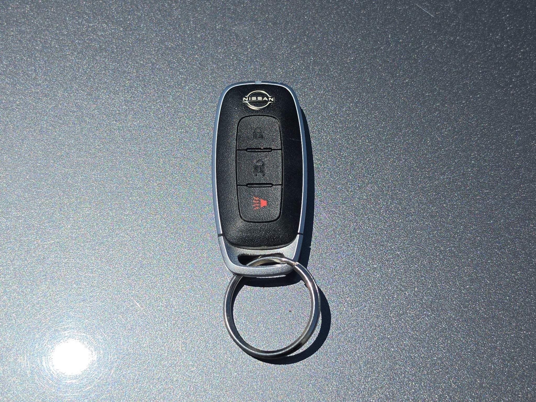 2025 Nissan Kicks VUD 5 pts. Advance, 2.0l, TA, RA-17 (línea nueva)