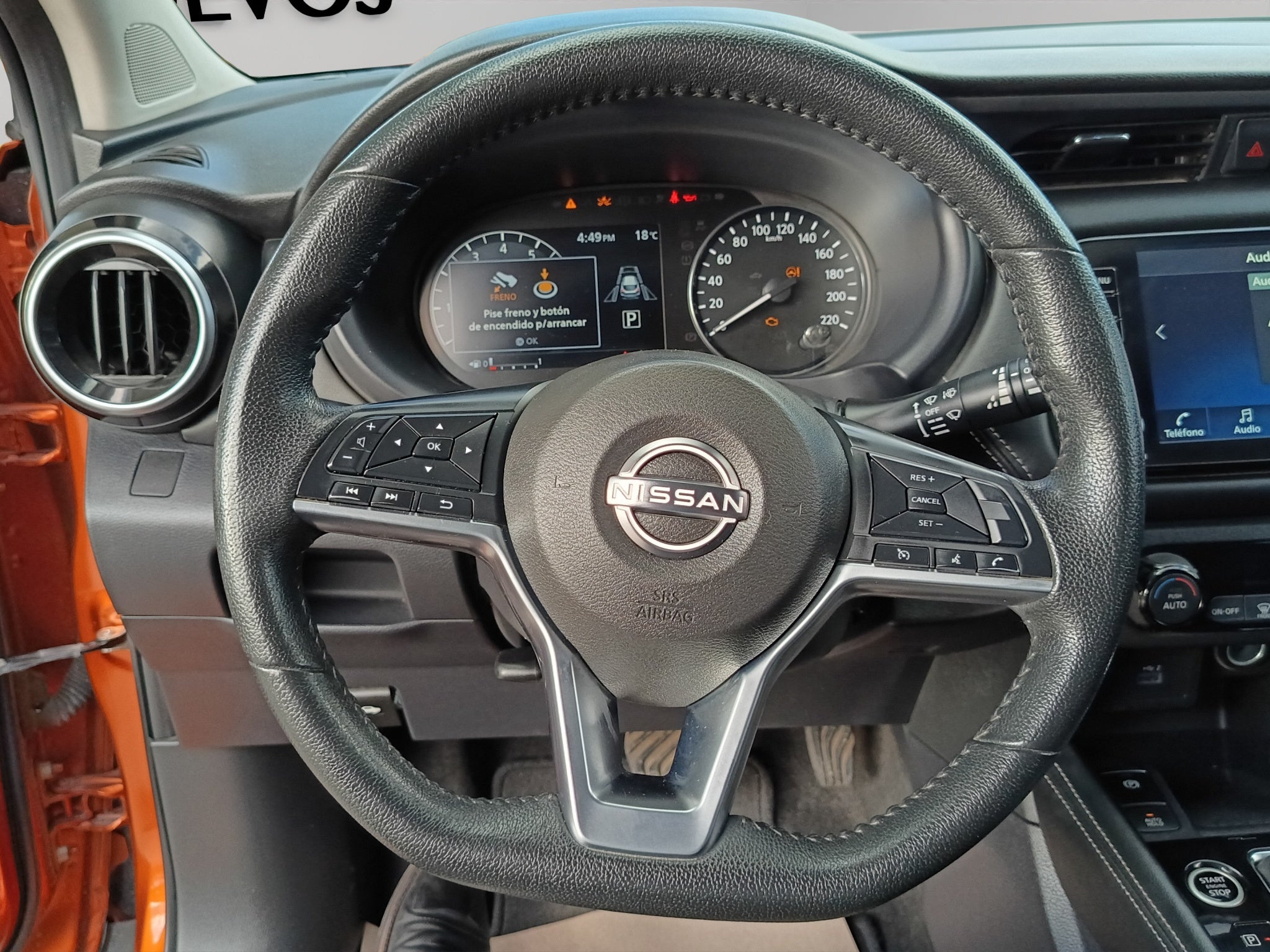 2025 Nissan Kicks VUD 5 pts. Platinum, 2.0l, TA, TP, s. Bose, pantalla touch 12