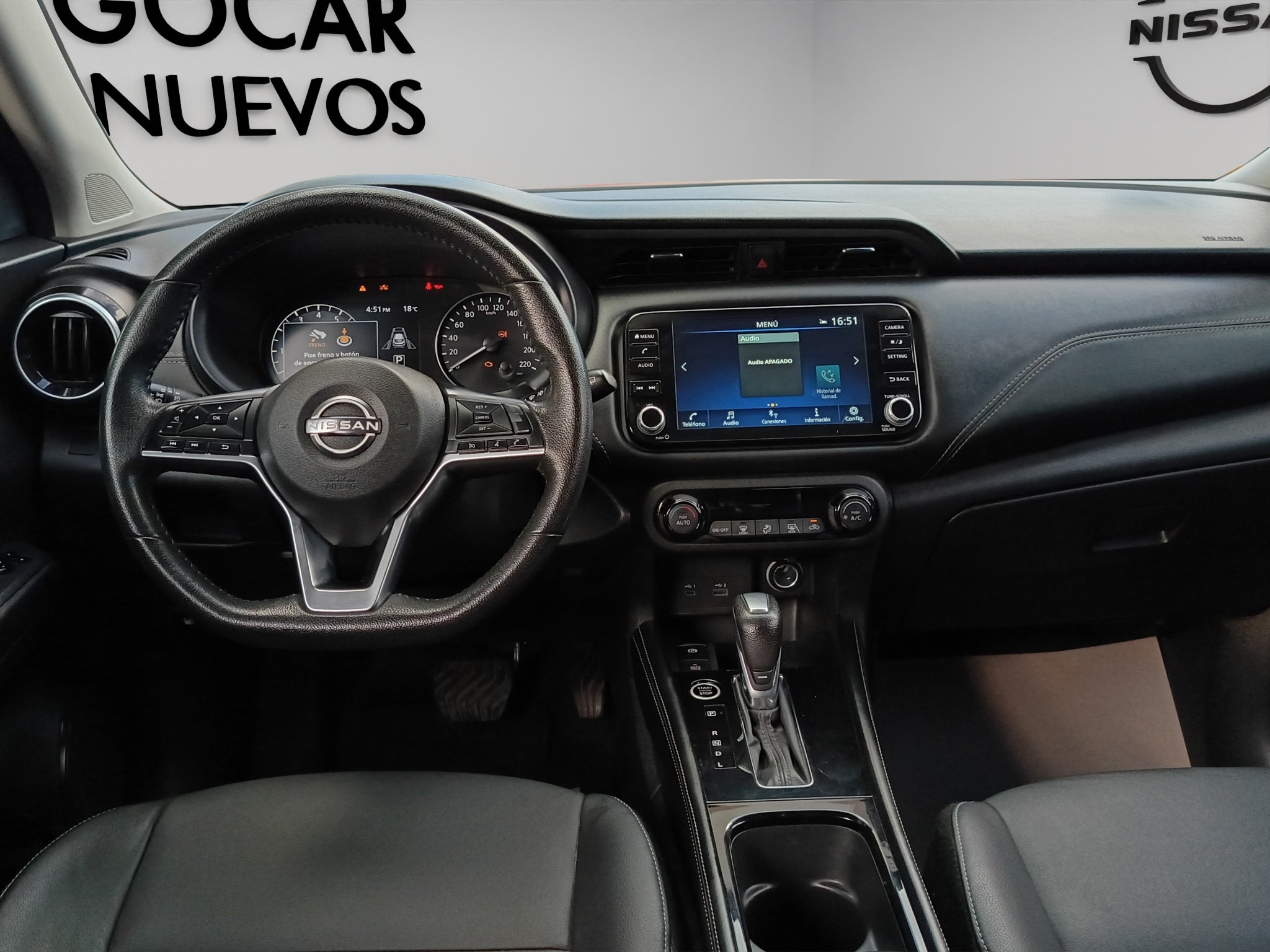2025 Nissan Kicks VUD 5 pts. Platinum, 2.0l, TA, TP, s. Bose, pantalla touch 12