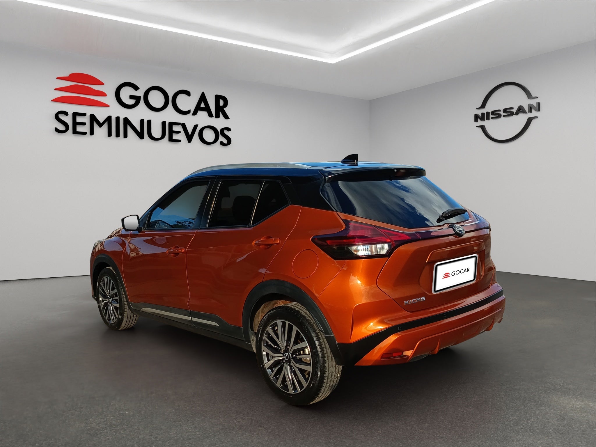 2025 Nissan Kicks VUD 5 pts. Platinum, 2.0l, TA, TP, s. Bose, pantalla touch 12