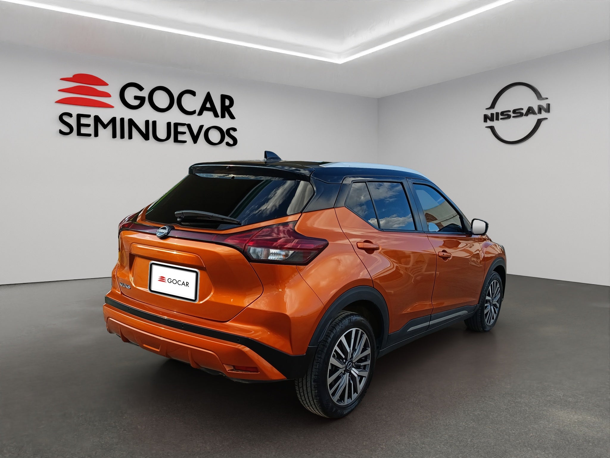 2025 Nissan Kicks VUD 5 pts. Platinum, 2.0l, TA, TP, s. Bose, pantalla touch 12