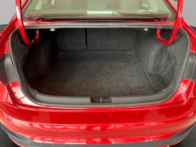 2024 Volkswagen Jetta A7 4 pts. Comfortline, 1.4T, TA, RA-16 (línea anterior)