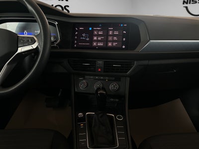 2024 Volkswagen Jetta A7 4 pts. Comfortline, 1.4T, TA, RA-16 (línea anterior)