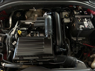 2024 Volkswagen Jetta A7 4 pts. Comfortline, 1.4T, TA, RA-16 (línea anterior)
