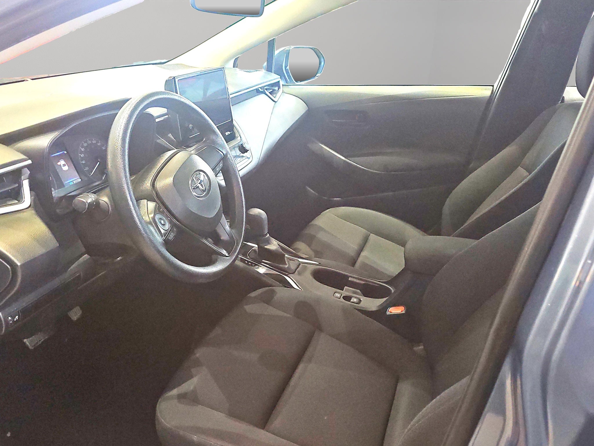 2024 Toyota Corolla 4 pts. LE, 2.0l, TA, RA-16 (línea anterior)