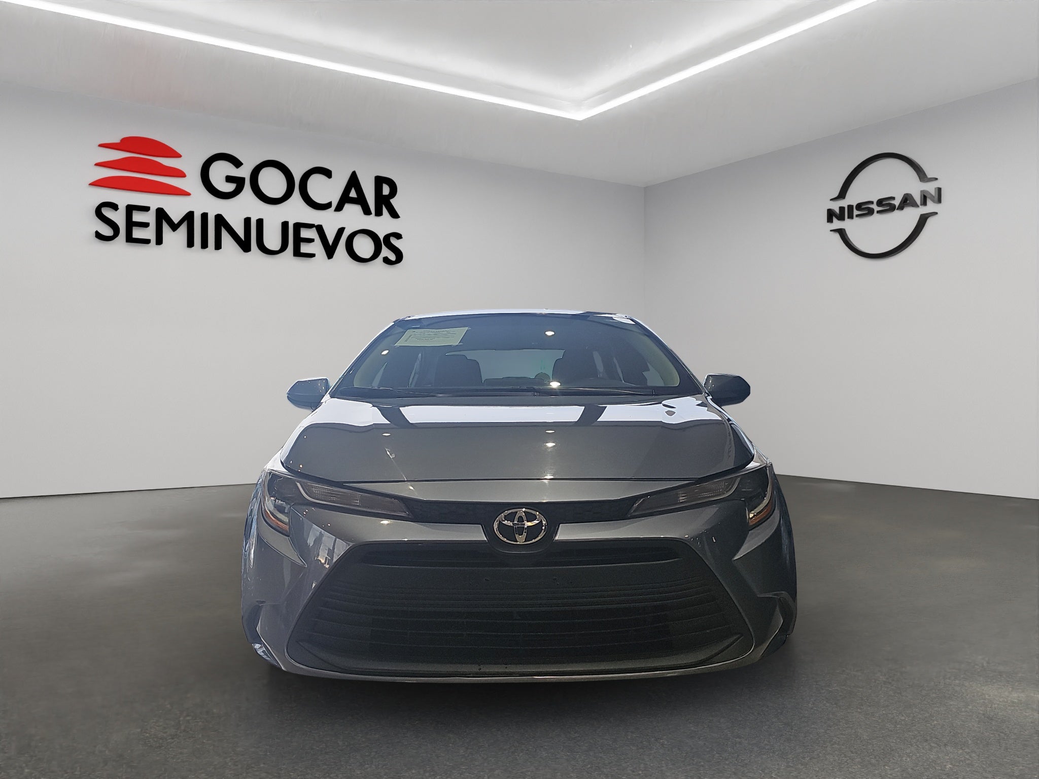 2024 Toyota Corolla 4 pts. LE, 2.0l, TA, RA-16 (línea anterior)